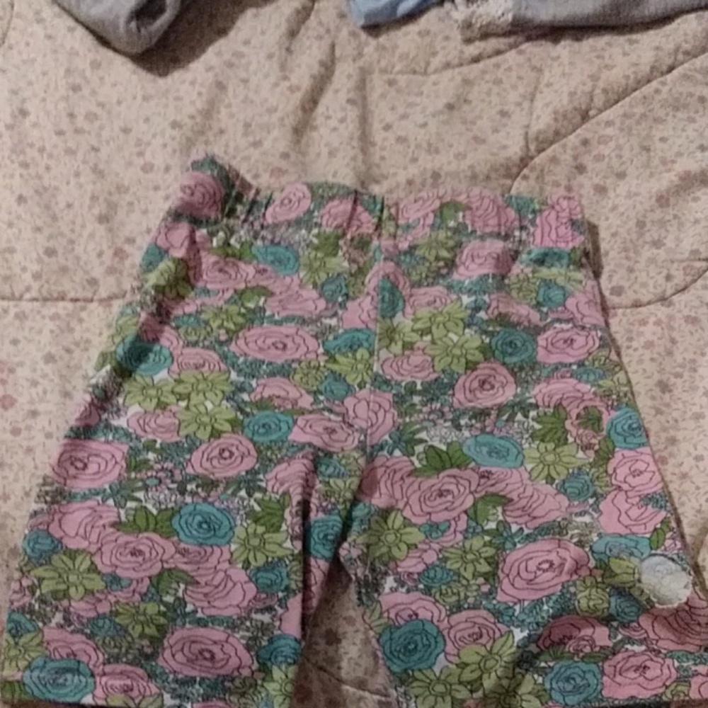 Flower shorts